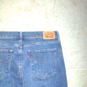 Levi's 311 Shaping Skinny jeans size 29